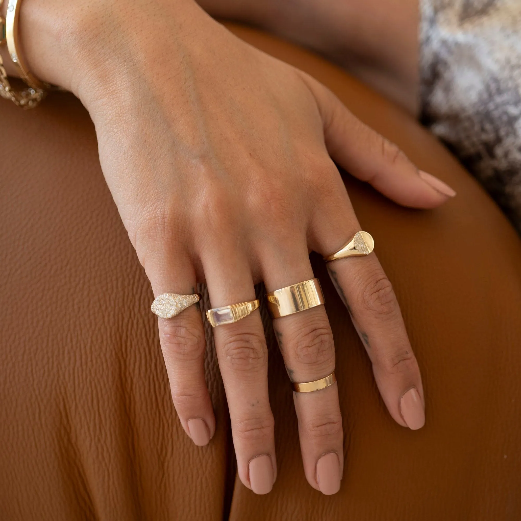 14k Extra Wide Comfort Fit Band | 10mm