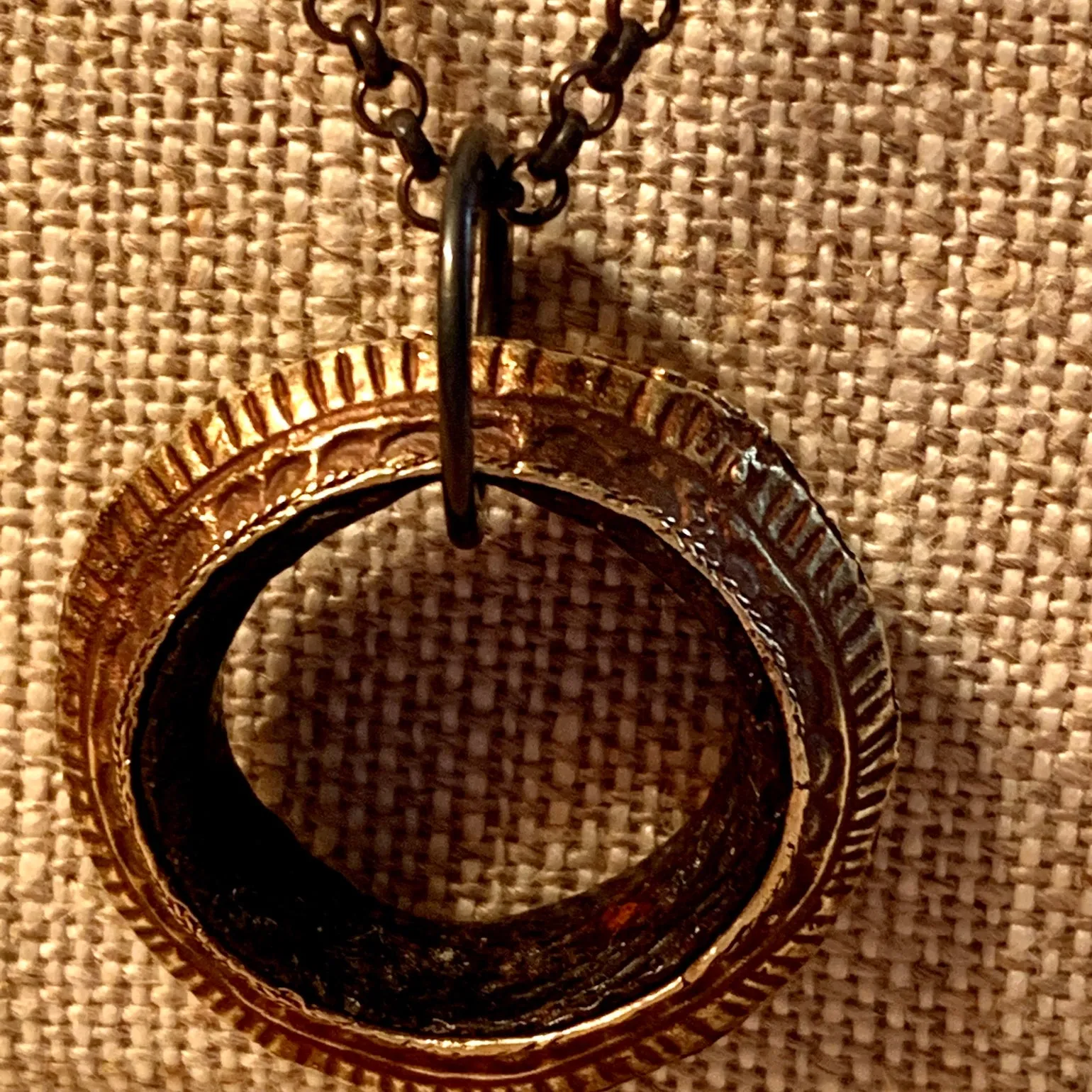 18 Karat Wedding Ring, Sumatra
