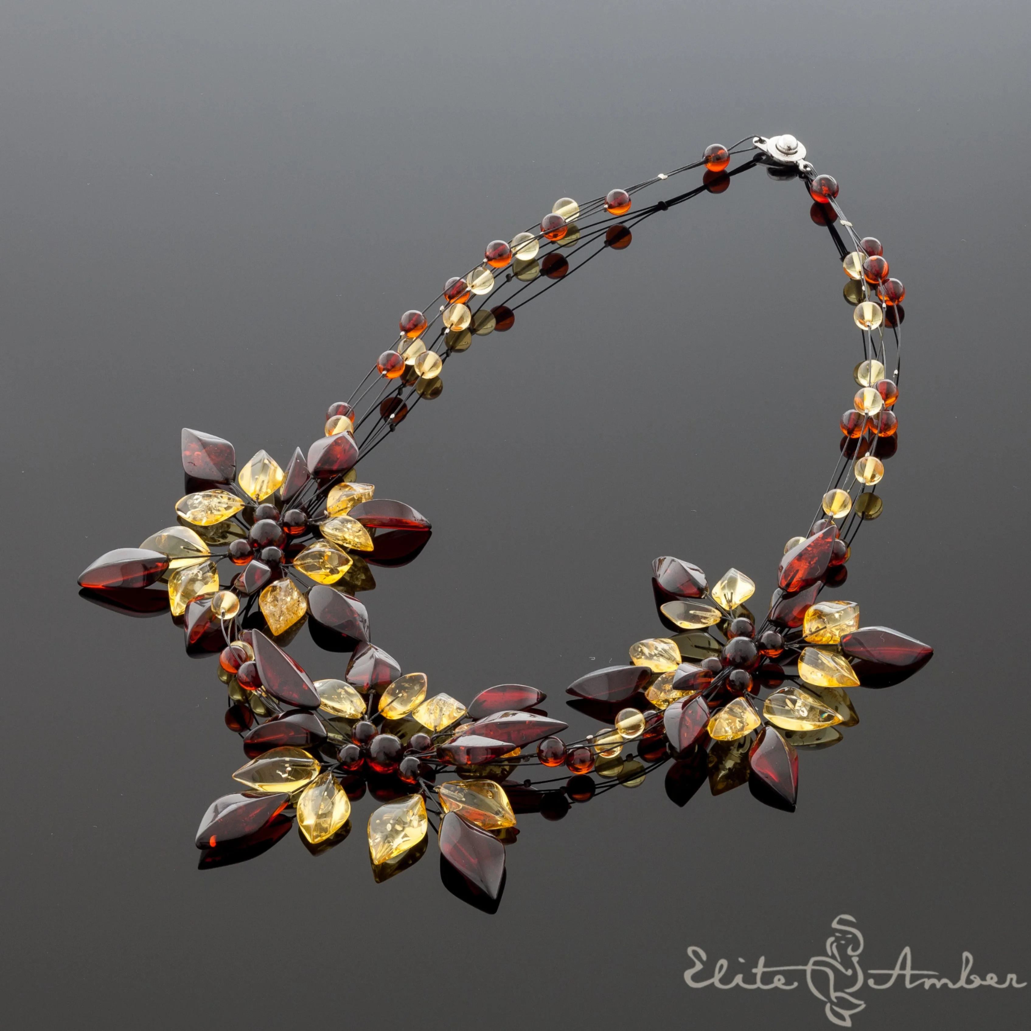 Amber necklace "Big lemon flowers"