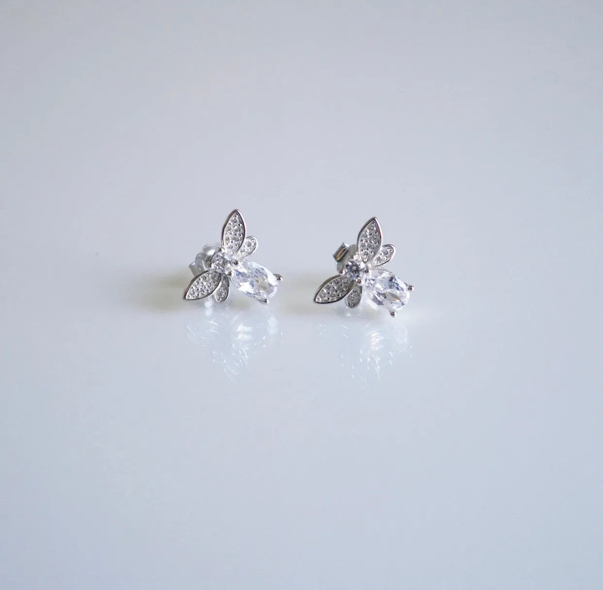 Bee Earrings .925 Sterling Silver Zircon Luxury Stud Earrings