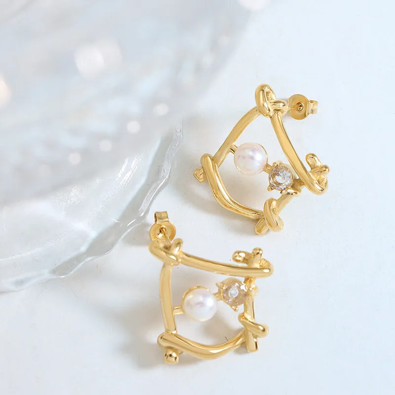 Chic Geometric Diamond and Pearl Earrings