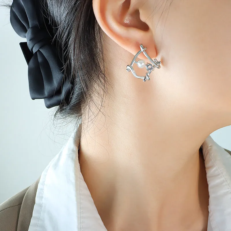 Chic Geometric Diamond and Pearl Earrings