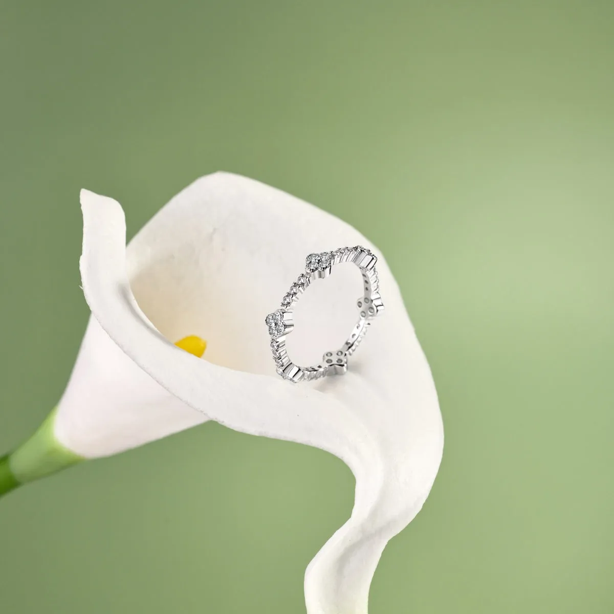 Clover Floral Stackable Wedding Eternity Ring