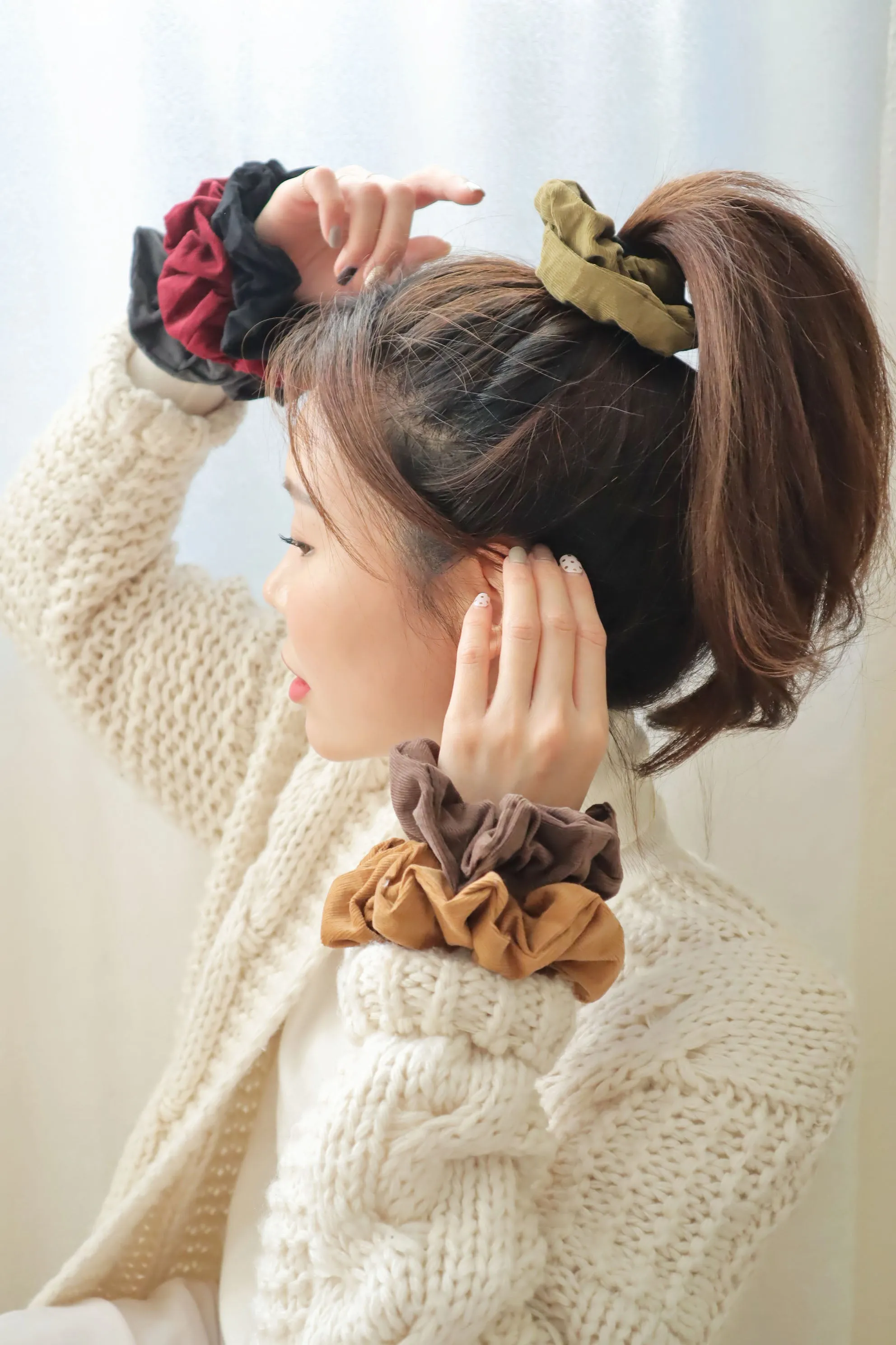 Corduroy Fabric Scrunchie Hair Tie (6Colors)