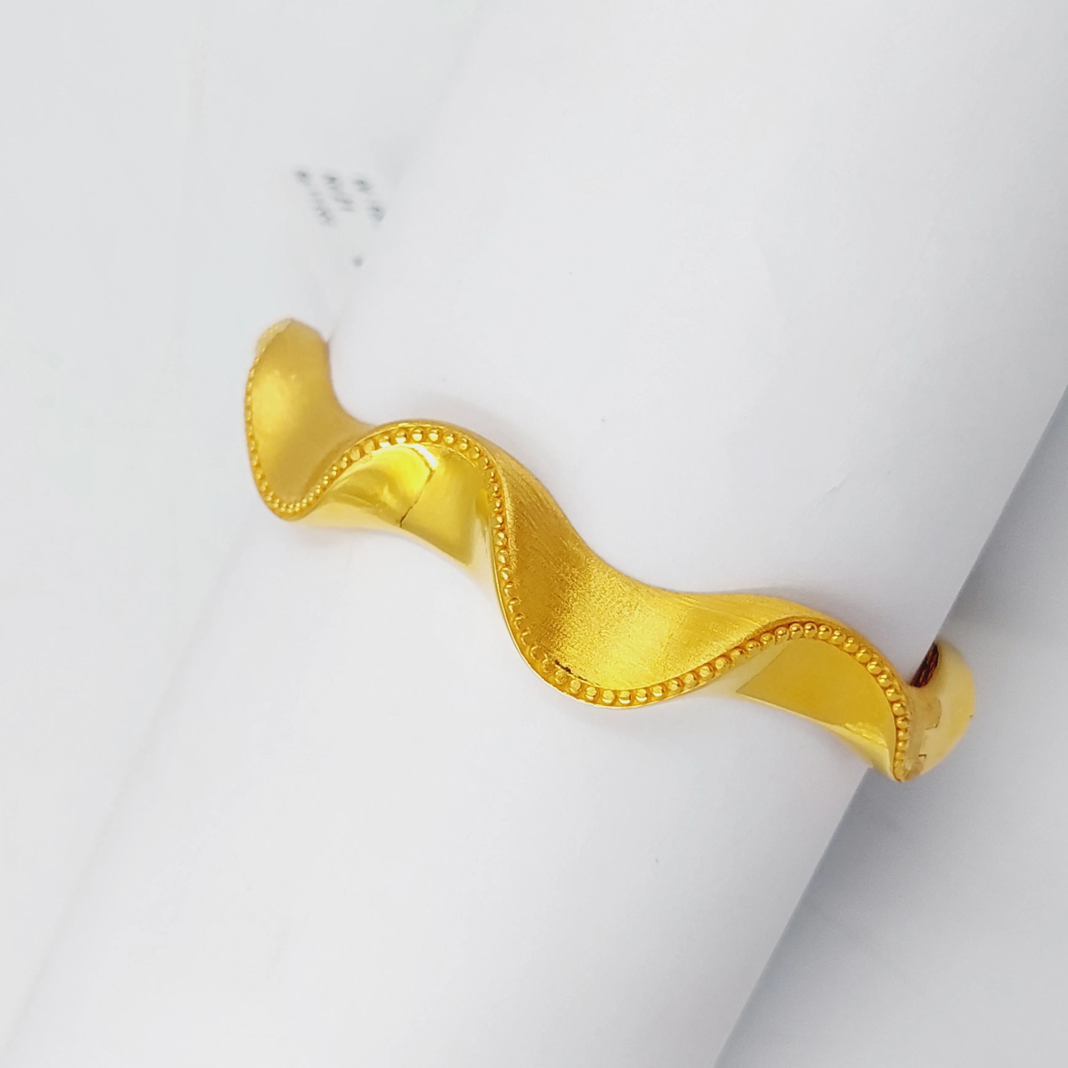 Deluxe Waves Bangle Bracelet