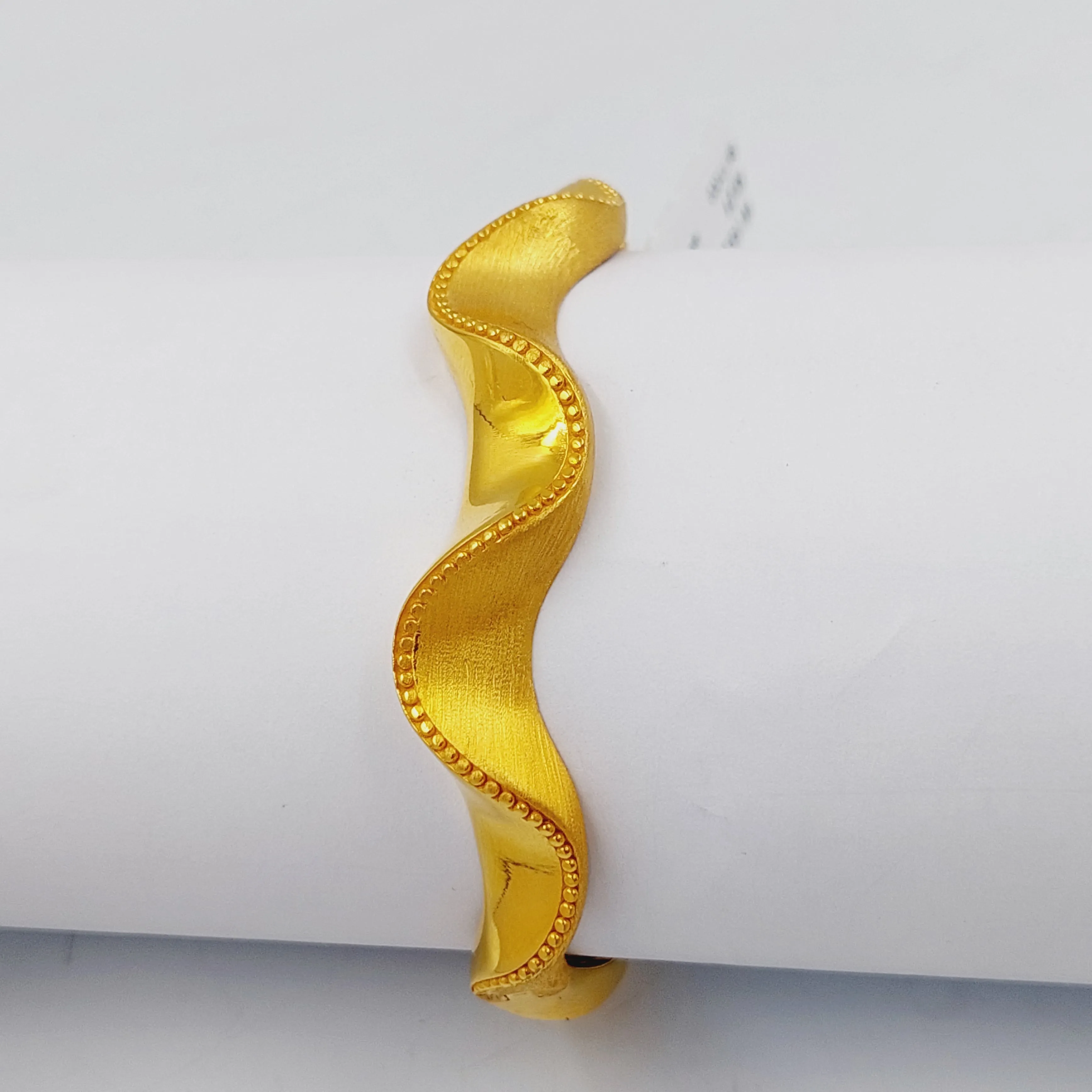 Deluxe Waves Bangle Bracelet