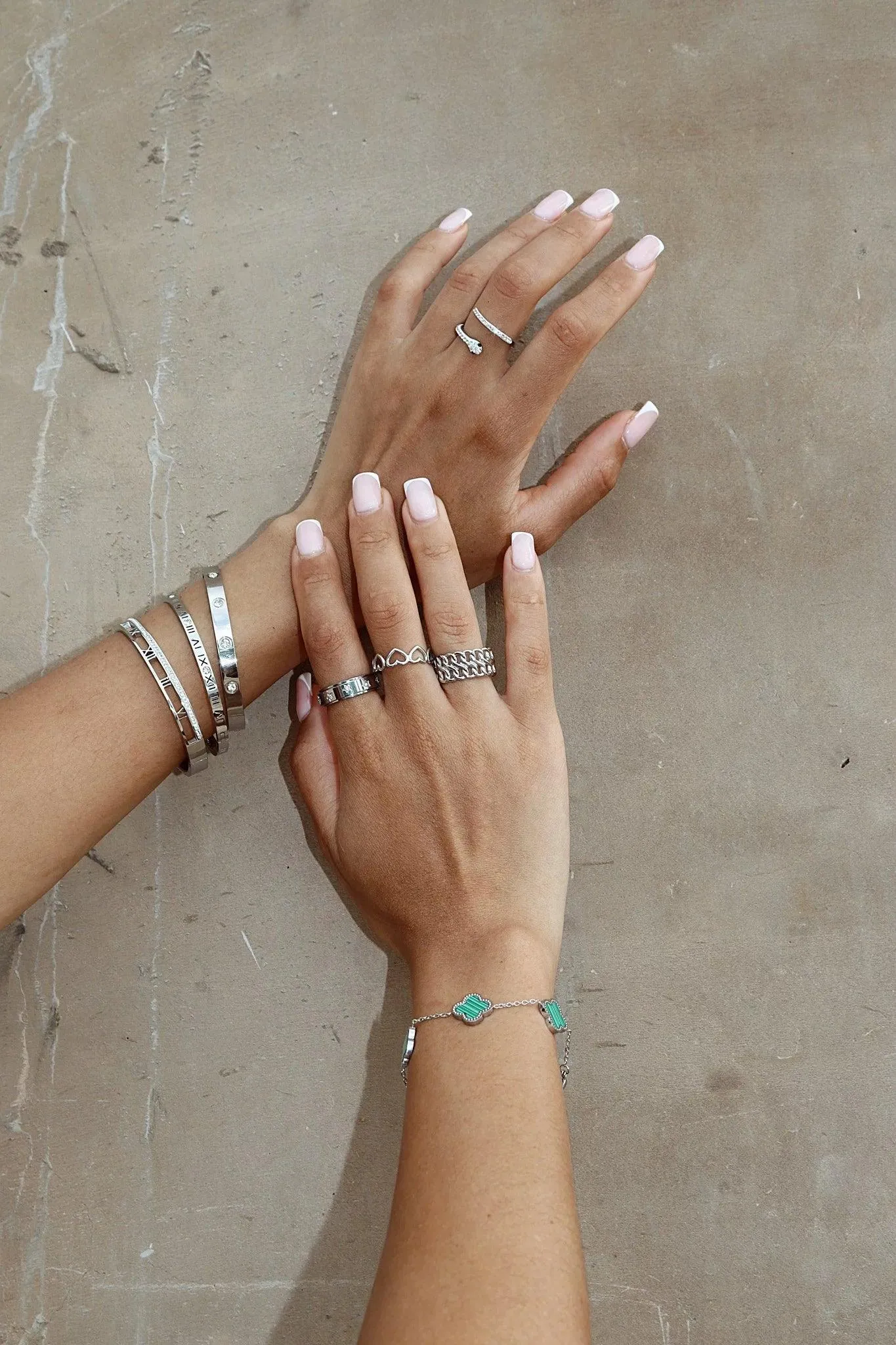 DREAM BANGLE