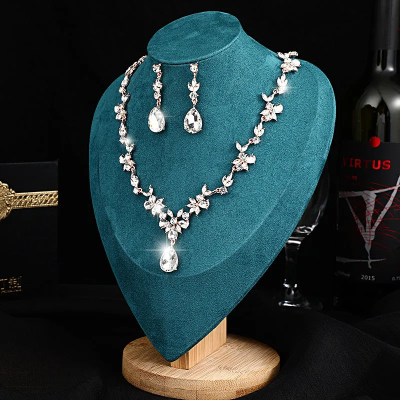 Generous bridal necklace, earrings, wedding essential zircon wedding jewelry set, retro French light luxury jewelry