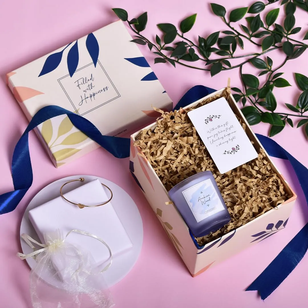 Gleevers Gift Set for Women |Gift Box Pack of 2 with Candle (Black Amber Lavender,60gm) & Heart Bracelet|Birthday Gift,Anniversary Gift, Valentine Gift, Secret Santa Gifts