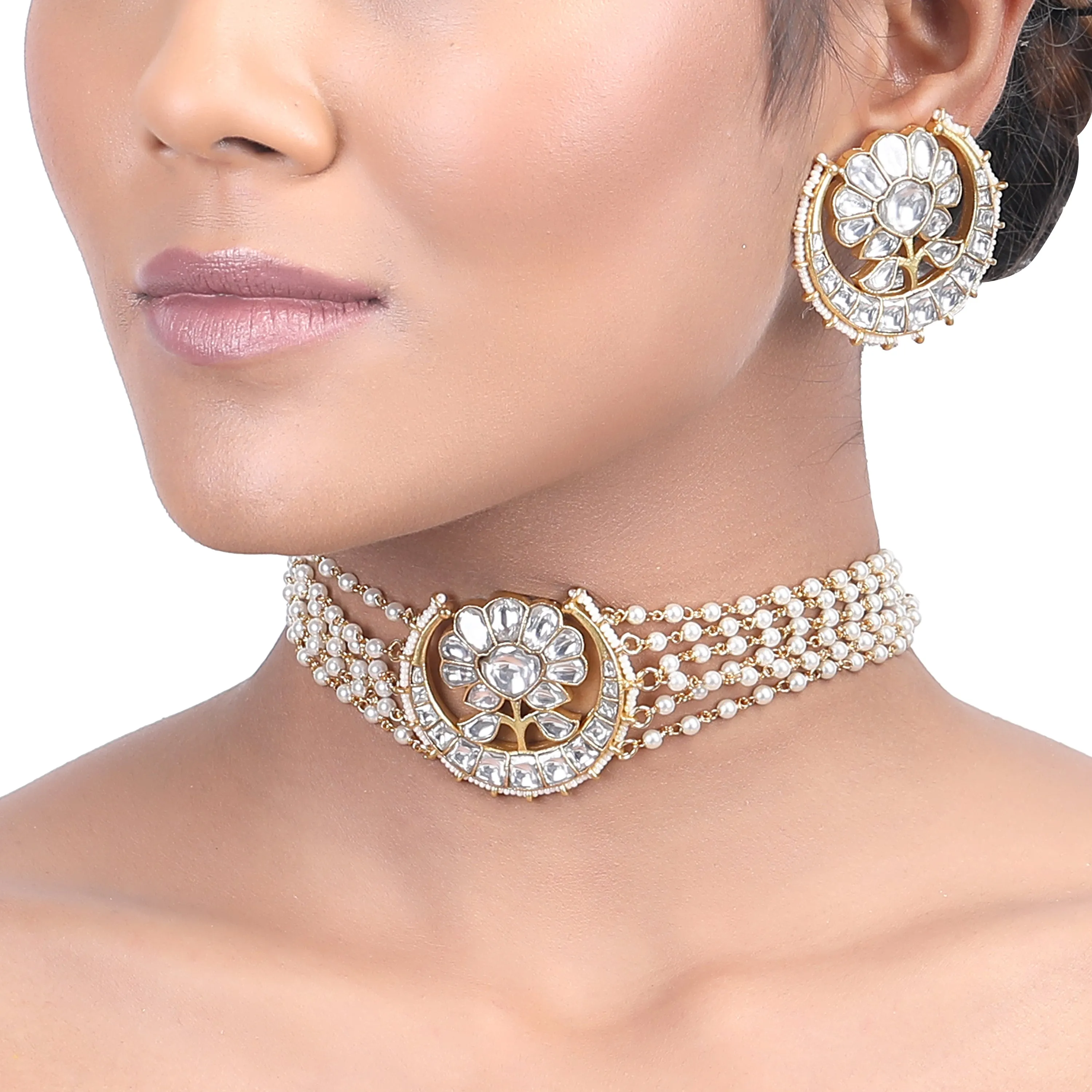 GULUBAND Zeena kundan choker set