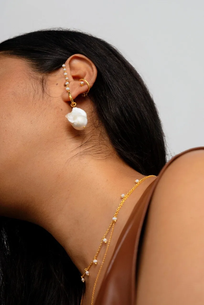 Hail Pearl Choker Necklace in Silver Tone