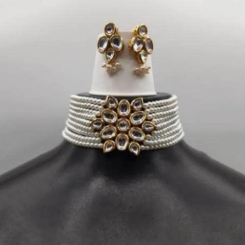 Kundan Patch Choker And Earring Set
