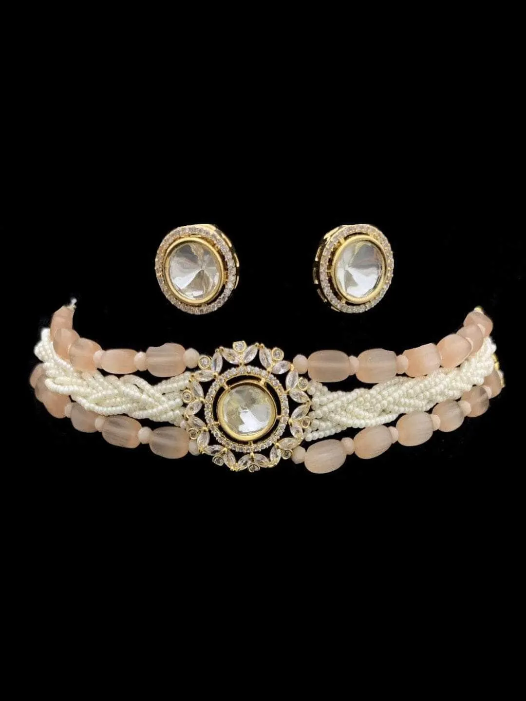 Local Charm Choker