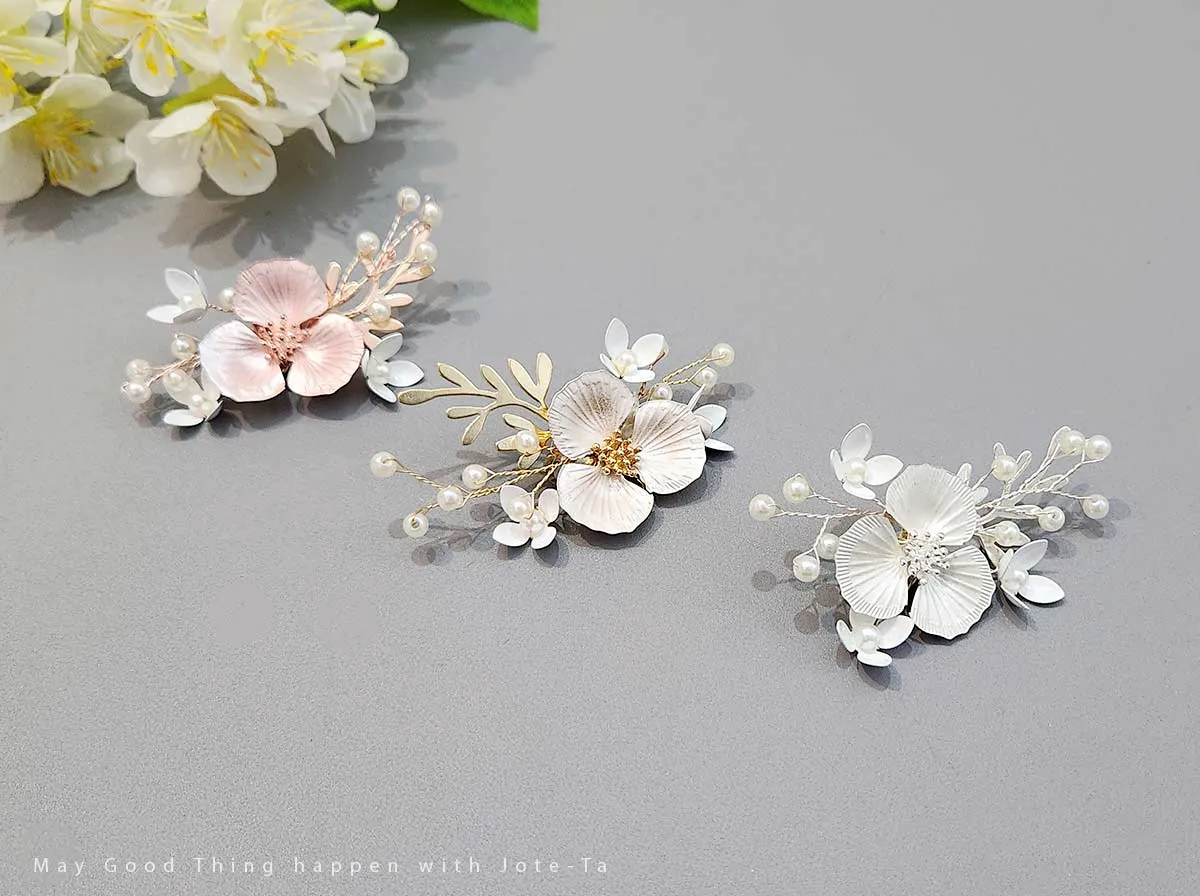 Metal Flower with Pearl Brooch (3 Colors)