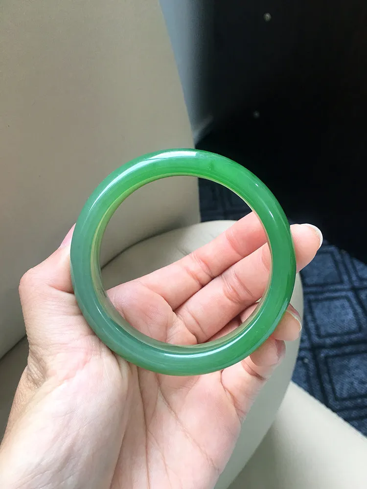 Natural Jade Bangle Nephrite Bangle Internal Diameter 55.8mm NBE029