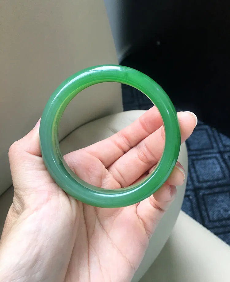 Natural Jade Bangle Nephrite Bangle Internal Diameter 55.8mm NBE029