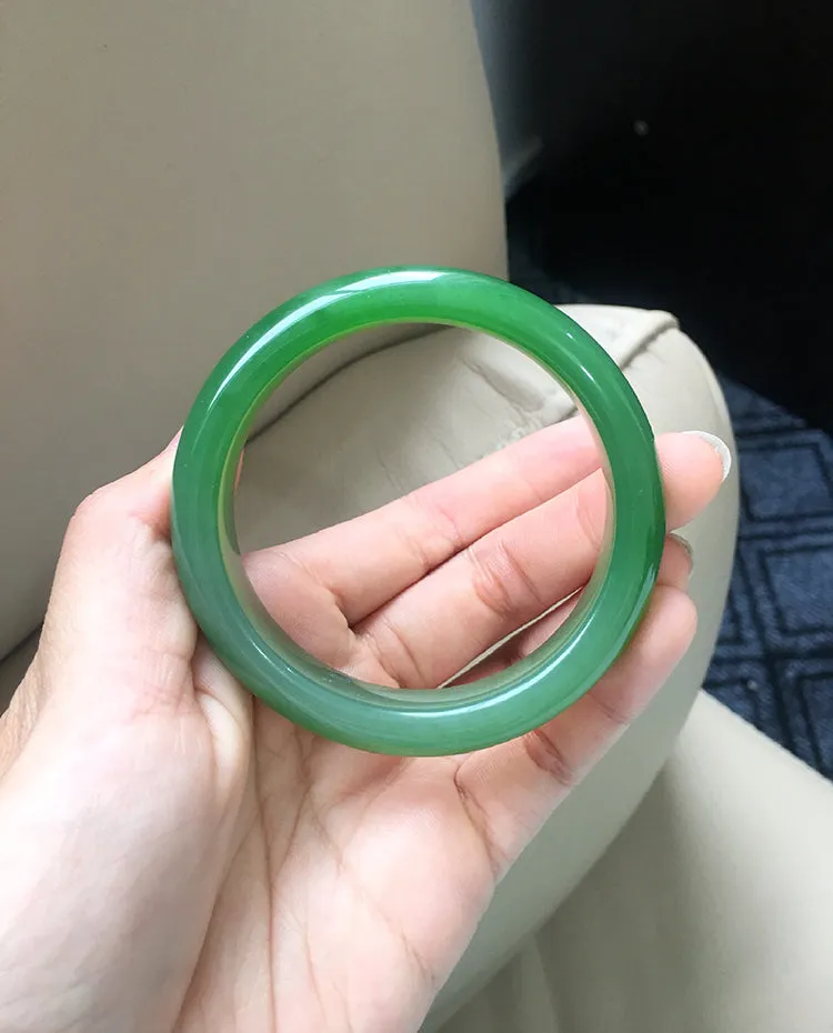 Natural Jade Bangle Nephrite Bangle Internal Diameter 55.8mm NBE029