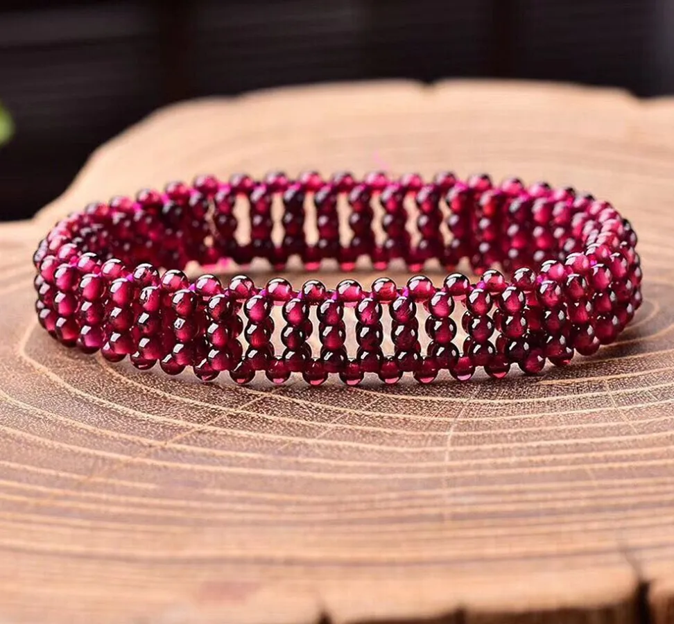 Natural wine red garnet bracelet