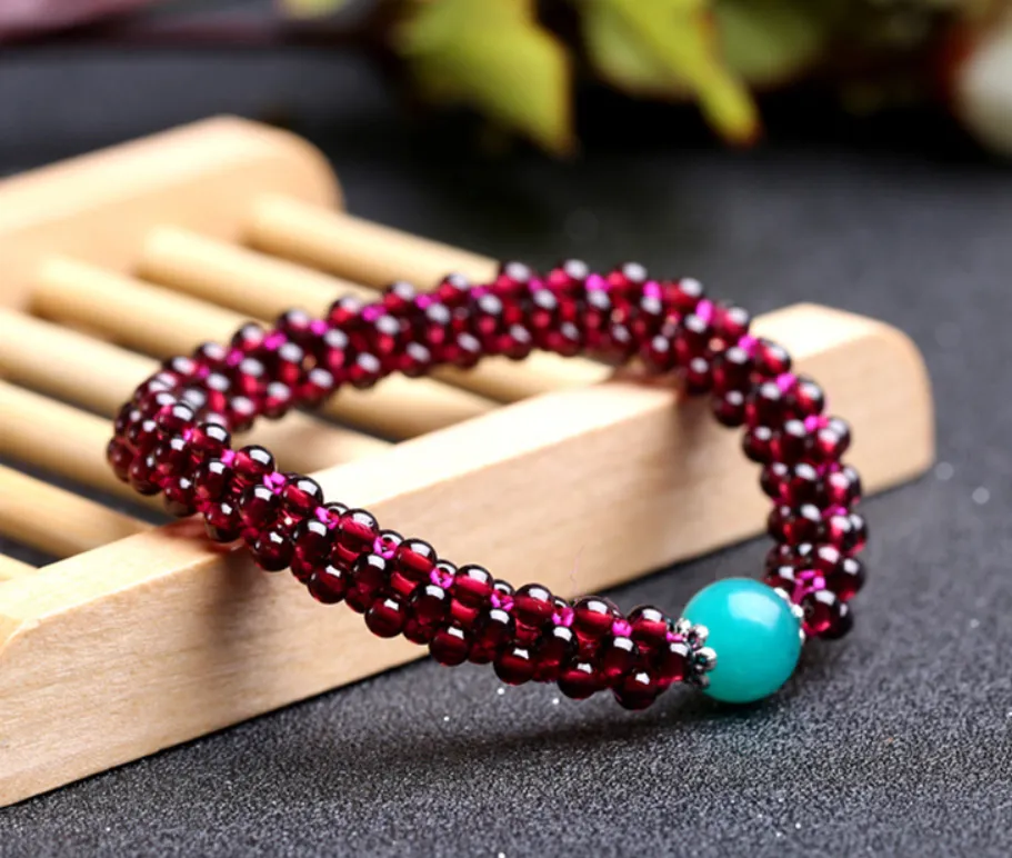 Natural wine red garnet bracelet