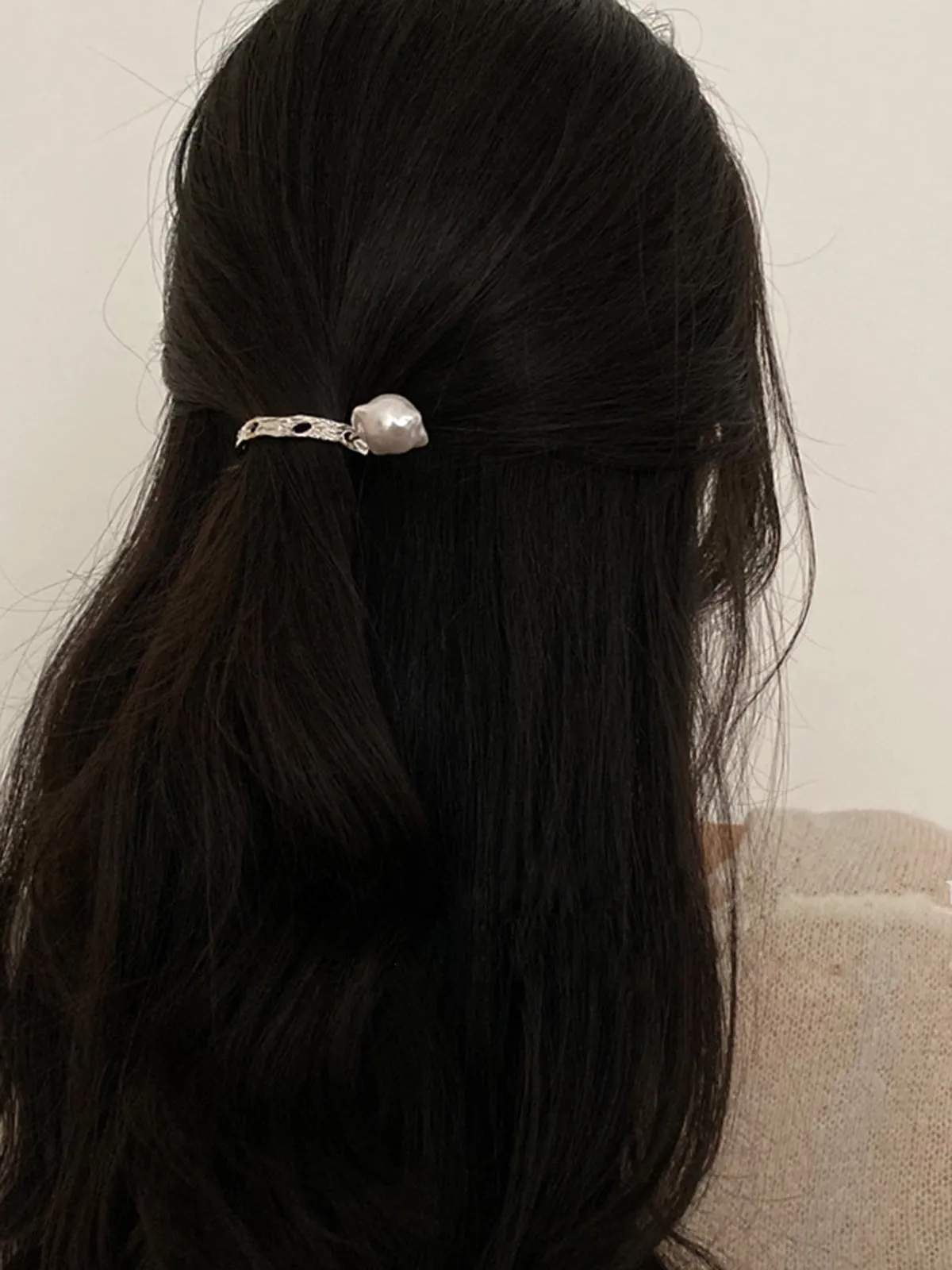 Silver Irregular Shaped Pearl Hairpin