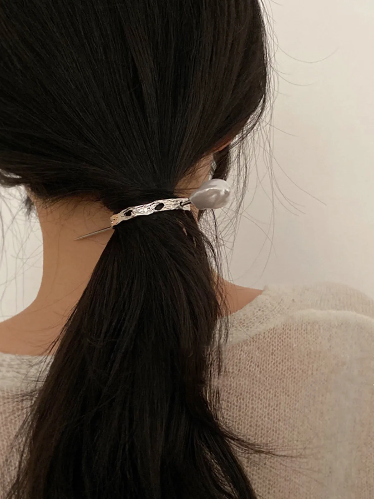 Silver Irregular Shaped Pearl Hairpin
