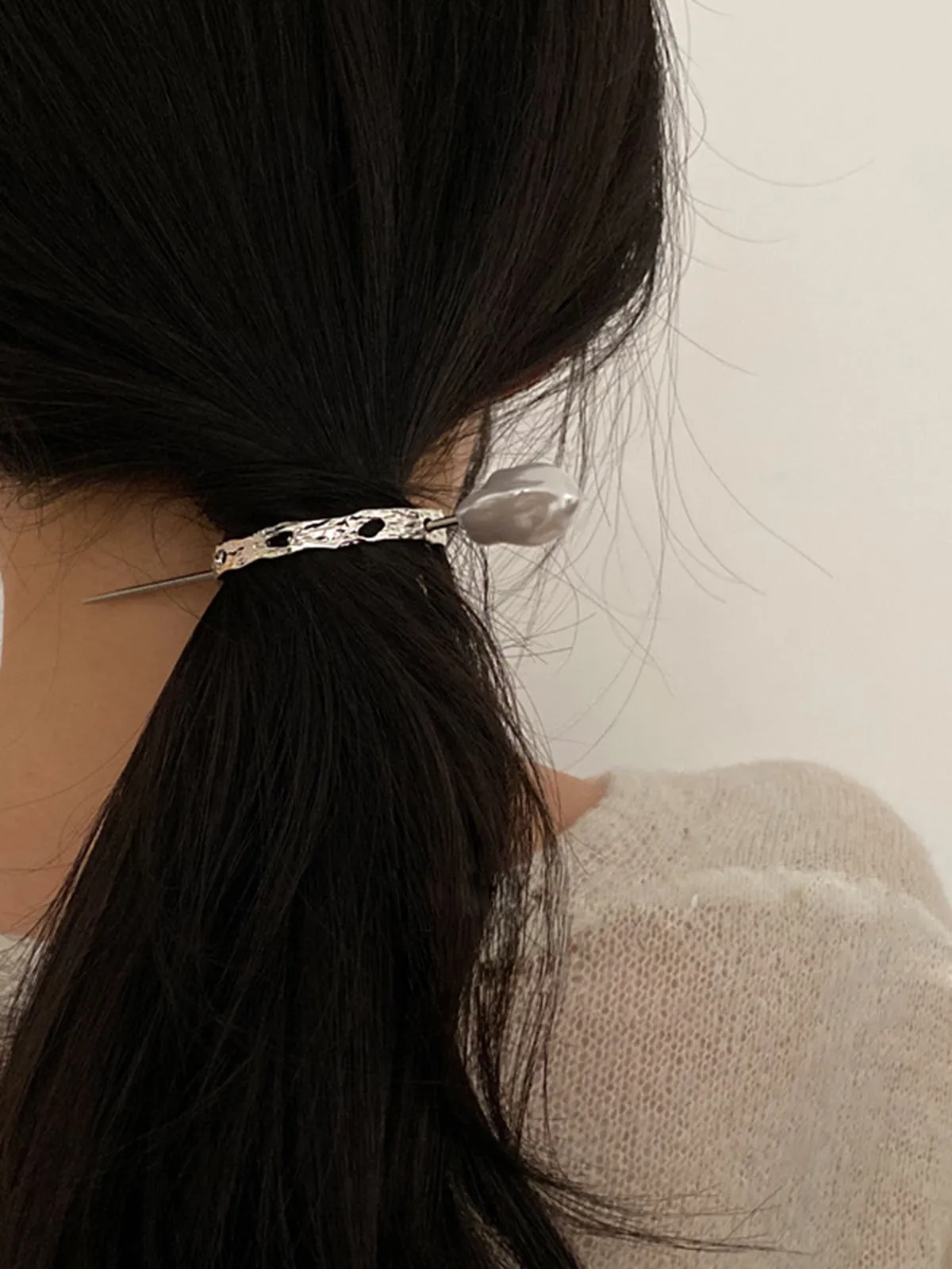 Silver Irregular Shaped Pearl Hairpin