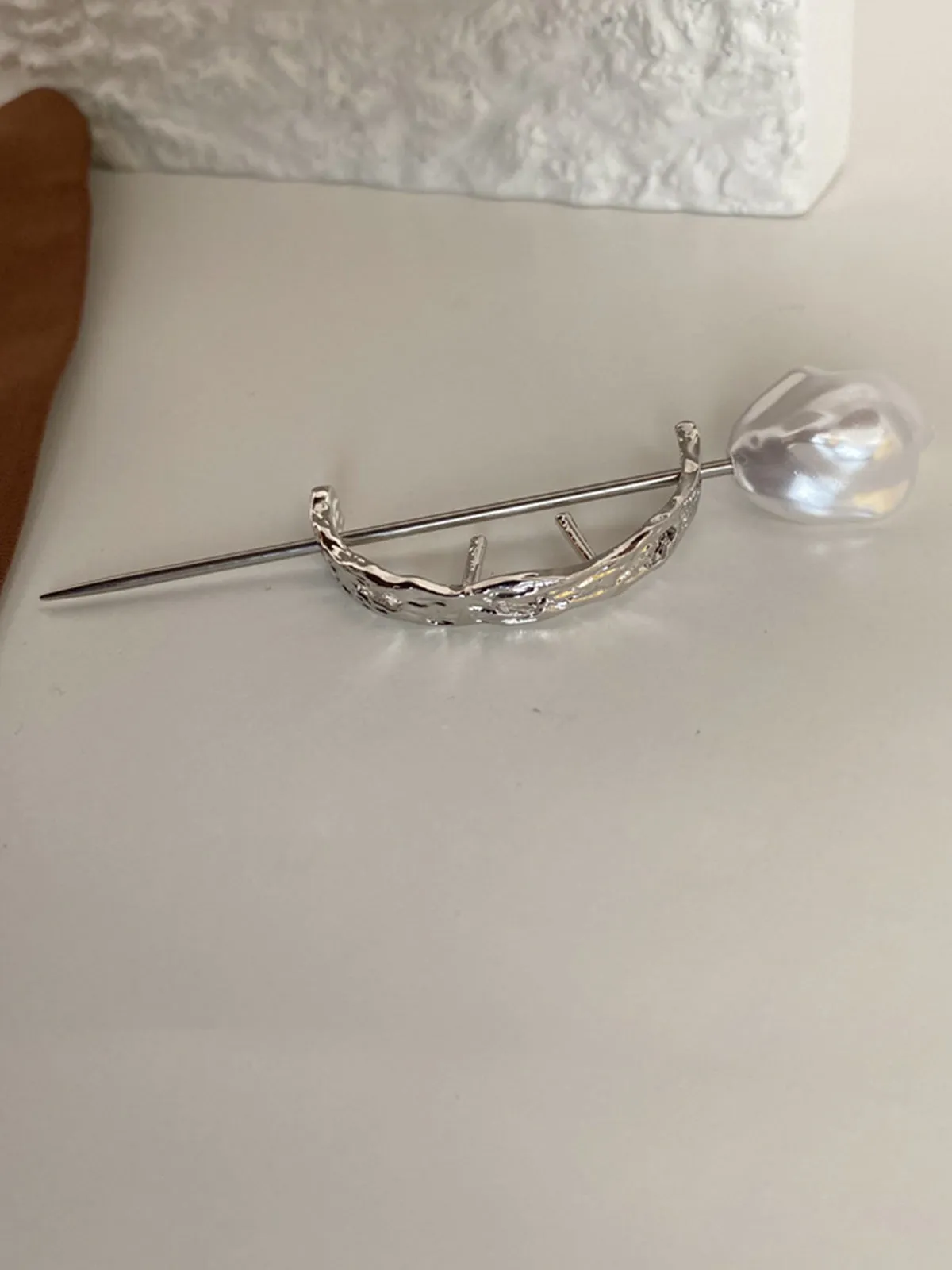 Silver Irregular Shaped Pearl Hairpin