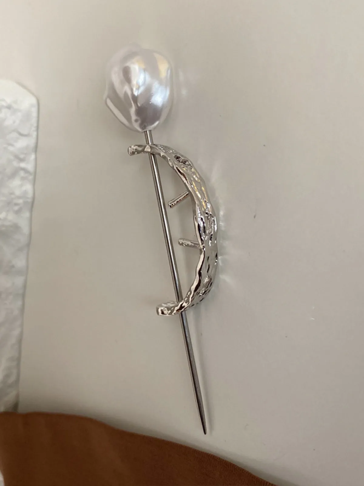 Silver Irregular Shaped Pearl Hairpin