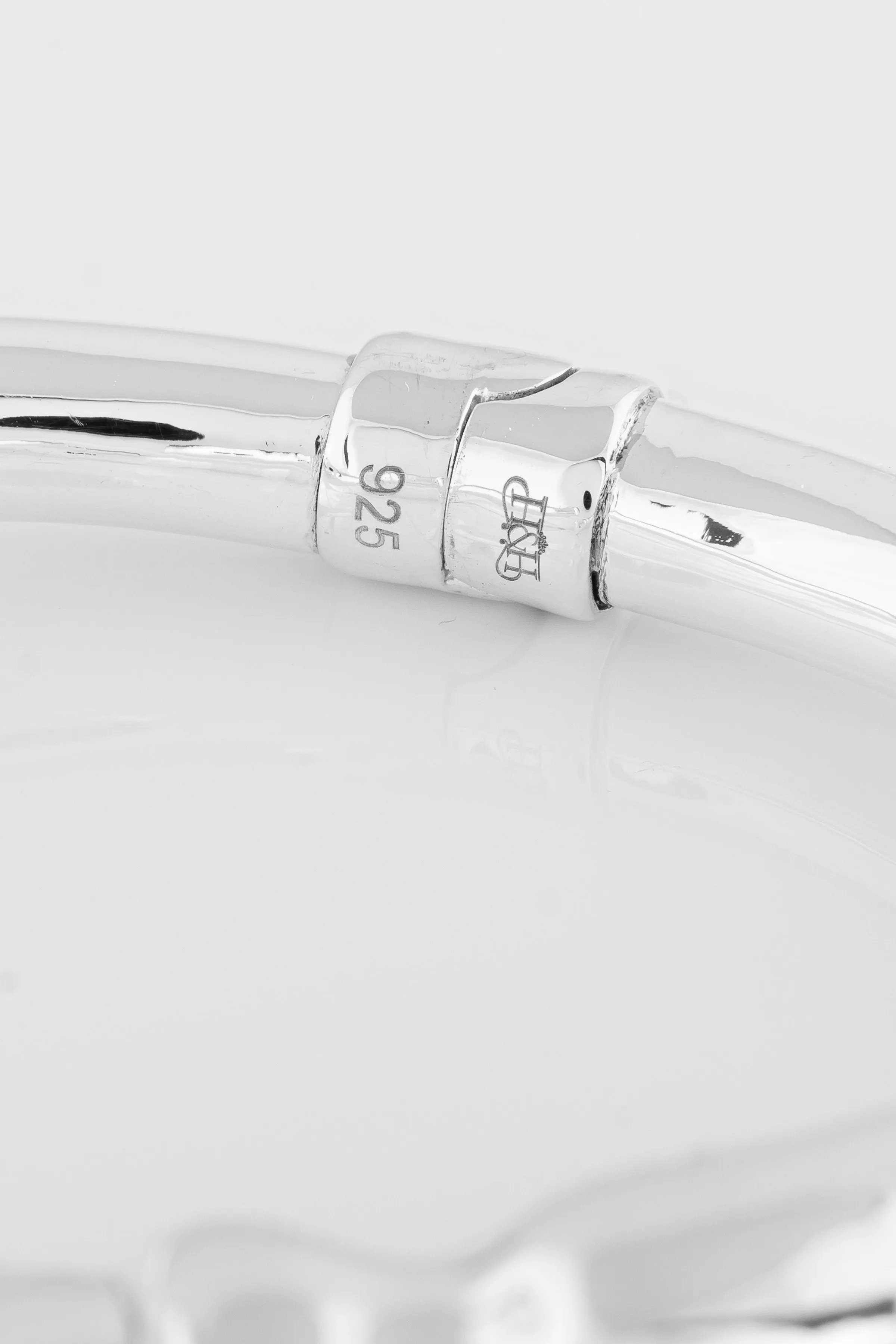 SS01 Silver Hooves Bangle