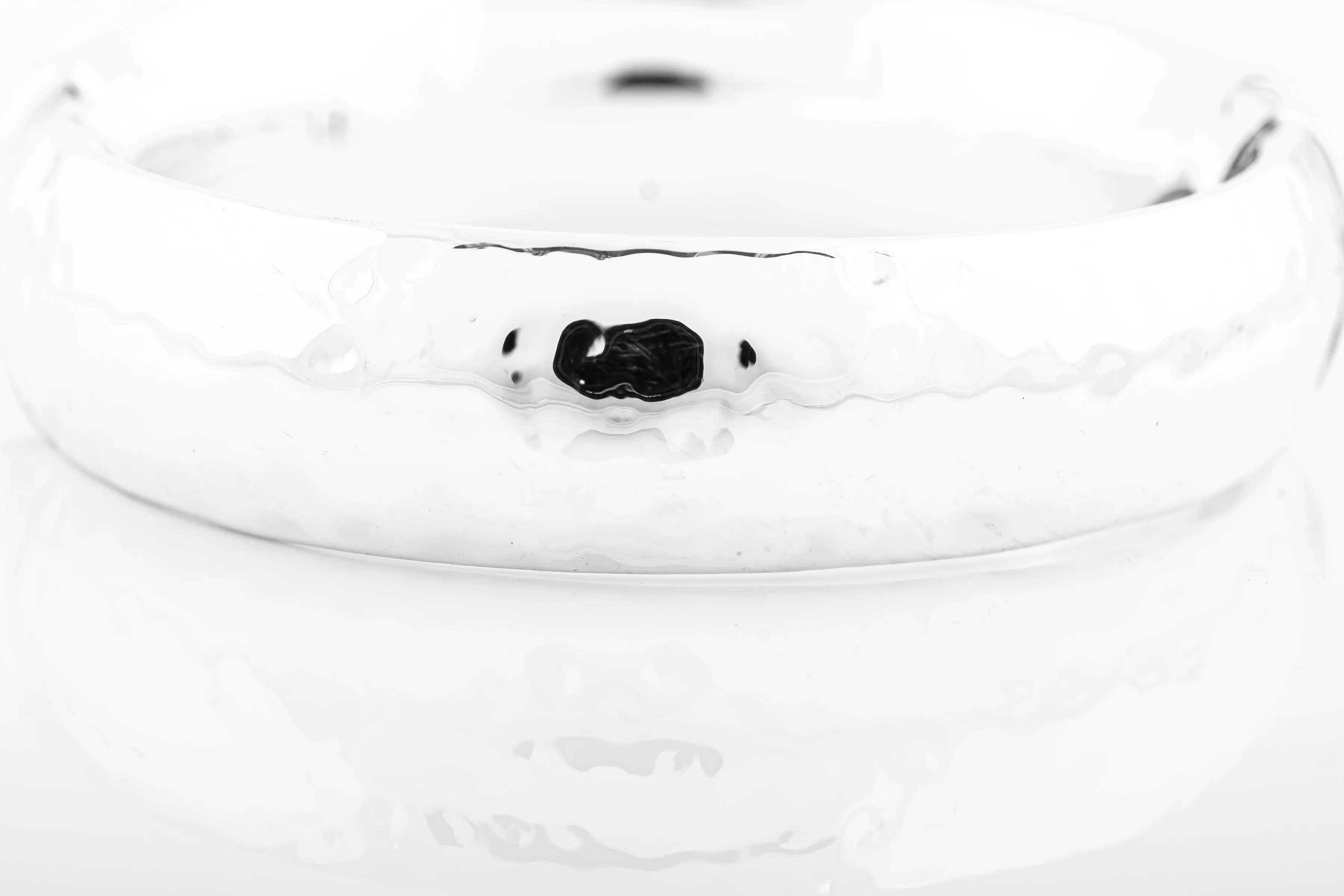 SS28 Hammered Hinged Bangle