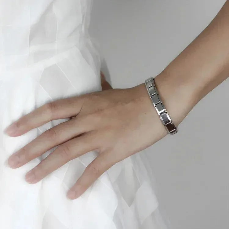 Stainless Steel Geometric Bangle: Chic Women's Fashion Jewelry