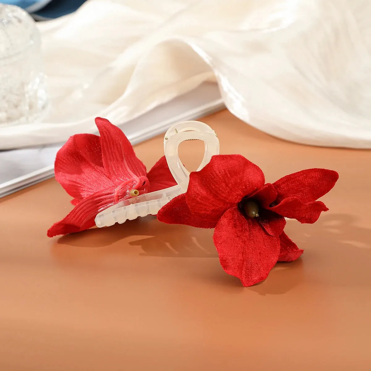 TAVIMART  -  Summer Flower Pearl Large Hair Claw Crabs for Women Cloth Flower Shark Clips Hairpin Headdress Hair Accessories