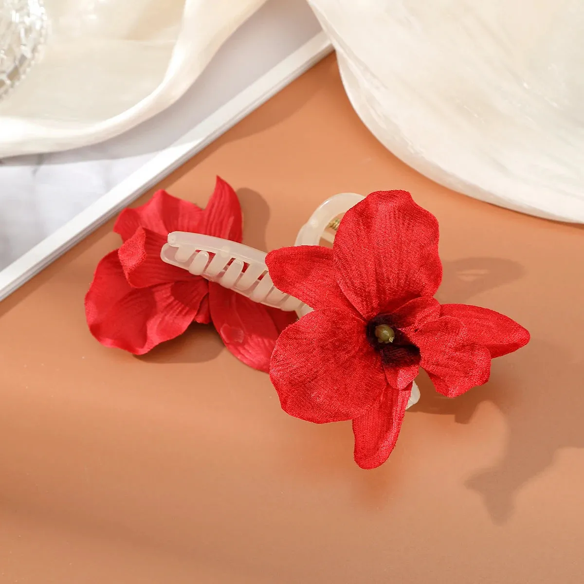 TAVIMART  -  Summer Flower Pearl Large Hair Claw Crabs for Women Cloth Flower Shark Clips Hairpin Headdress Hair Accessories
