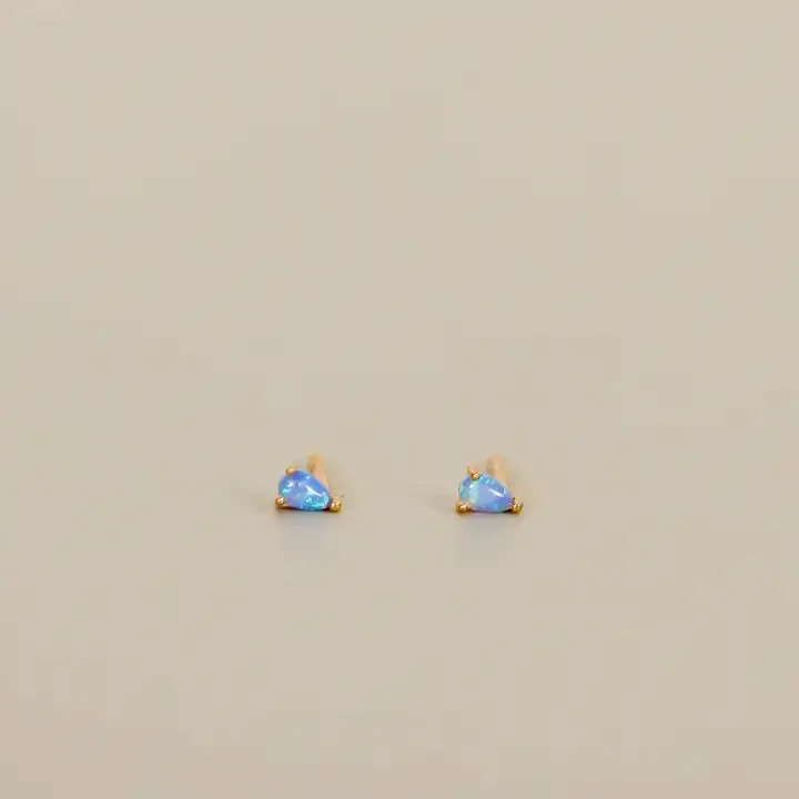 Teardrop Stud-Fire Opal