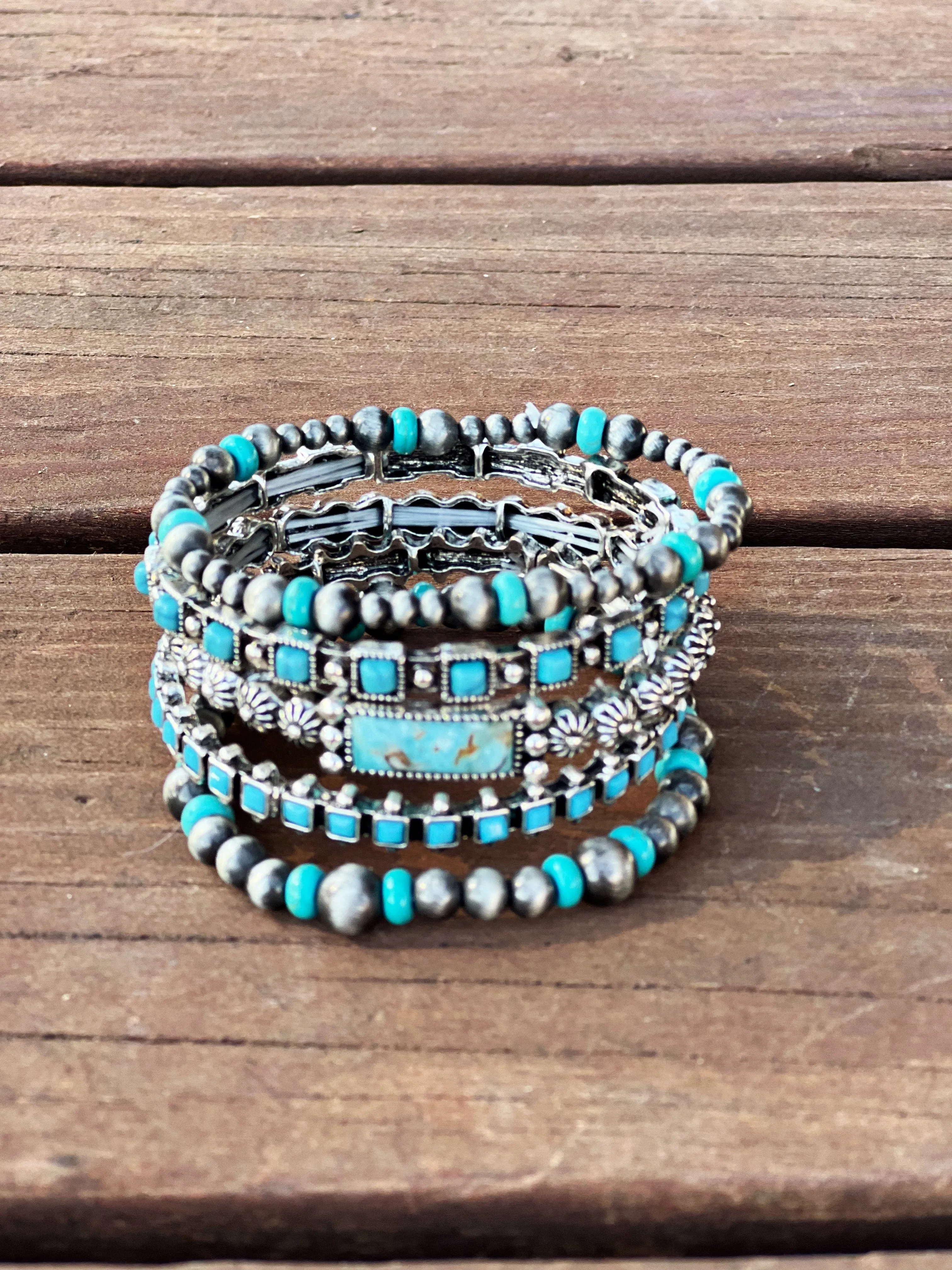The Salinas Bracelet Set of 5