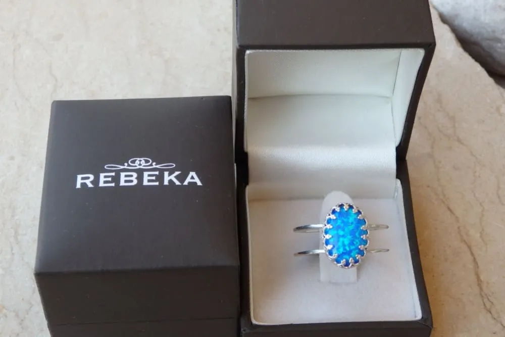 Turquoise enamel bracelet