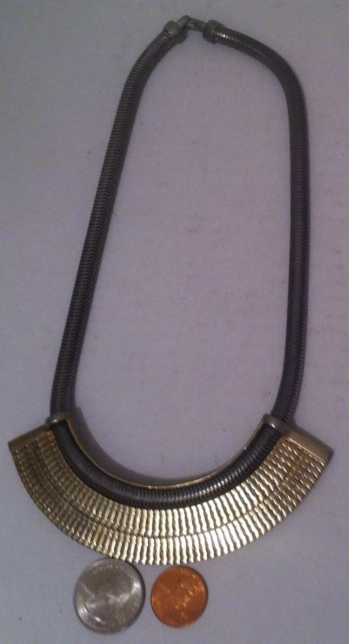 Vintage Ladies Necklace, Choker, Brass Metal Necklace, 16" Long, Jewelry, Clothing Accessory, Fashion, Nice Quality, Vintage Jewelry