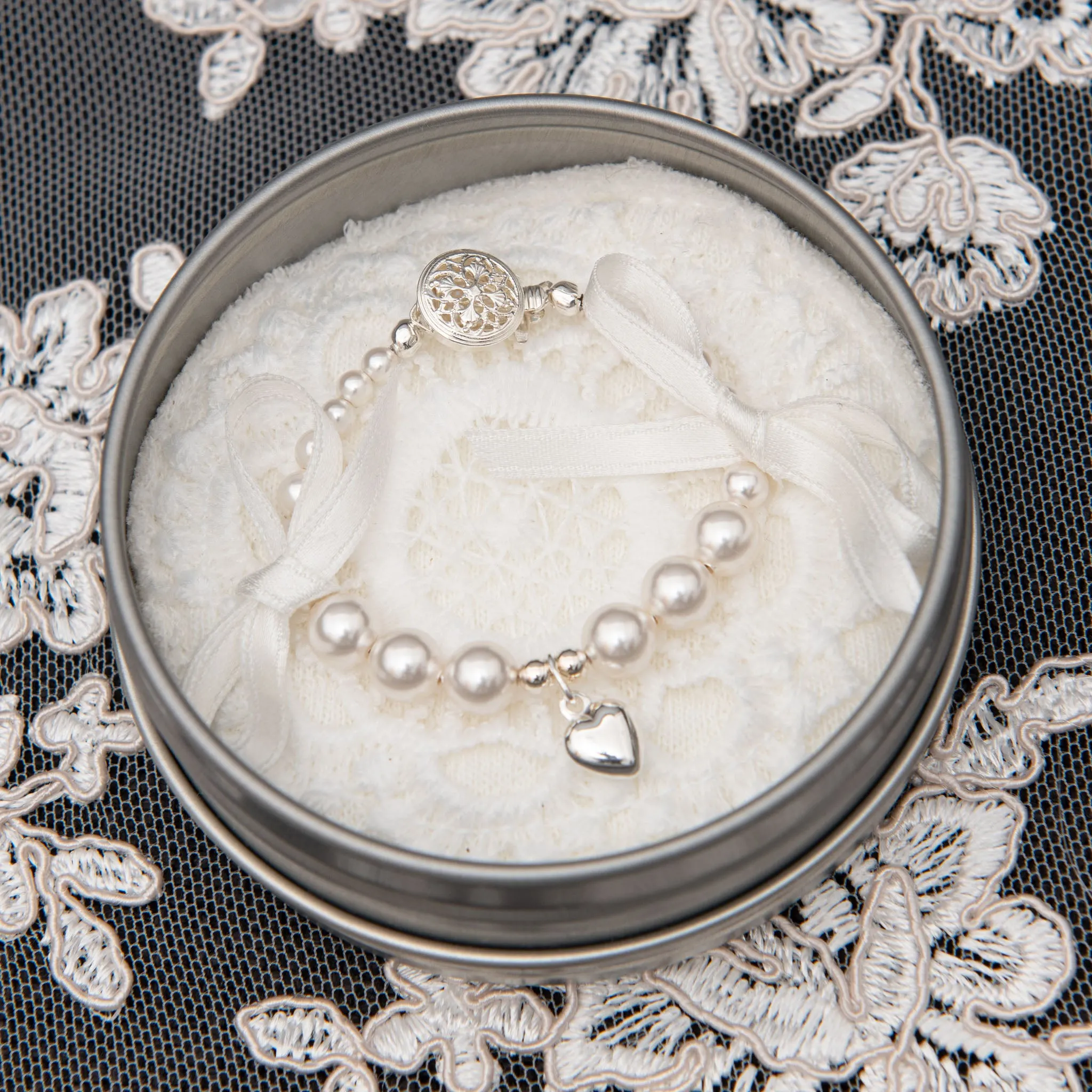 White Luster Pearl Bracelet with Silver Heart Charm